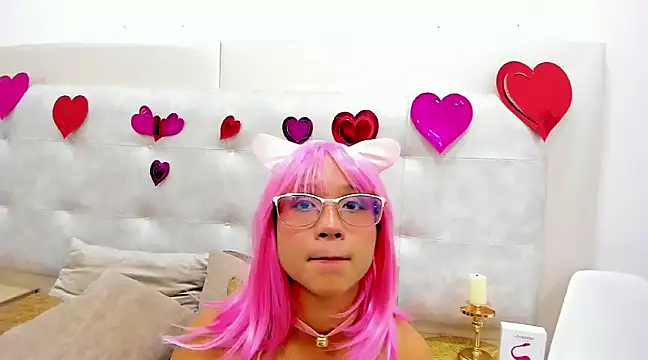 MelanieRoah online show from 02-15-25, 01:53