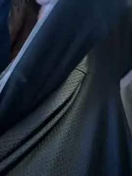 Snapshot of showoff79vers chatting on 02-09-25, 08:34 showoff79vers online show from 02-09-25, 08:34