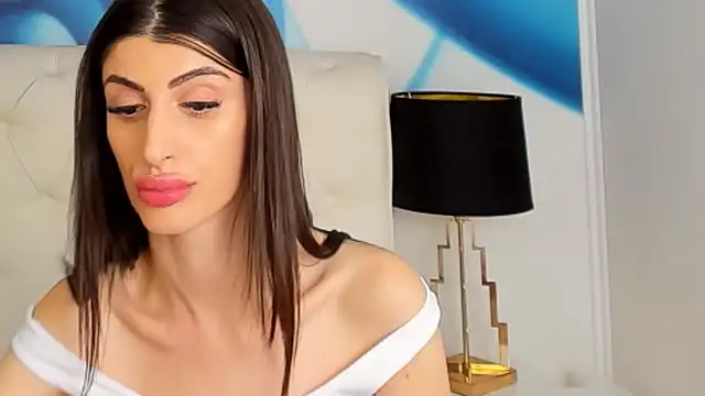 SkinnyDolly online show from 02-25-25, 12:25