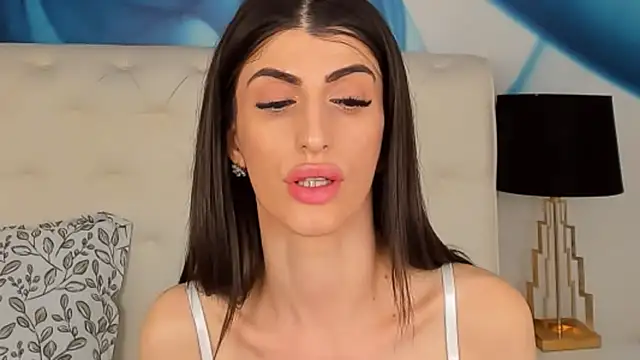 SkinnyDolly online show from 03-16-25, 03:47