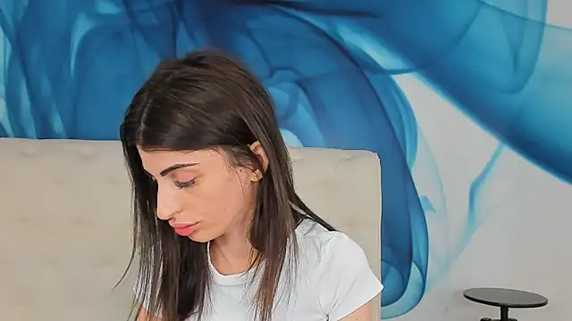 SkinnyDolly online show from 03-07-26, 03:14