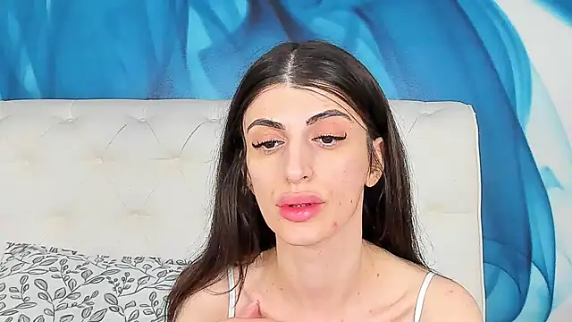 SkinnyDolly online show from 03-29-26, 02:00