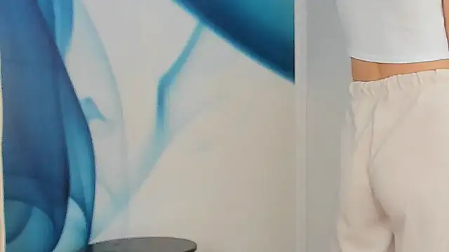 SkinnyDolly online show from 05-22-26, 02:19