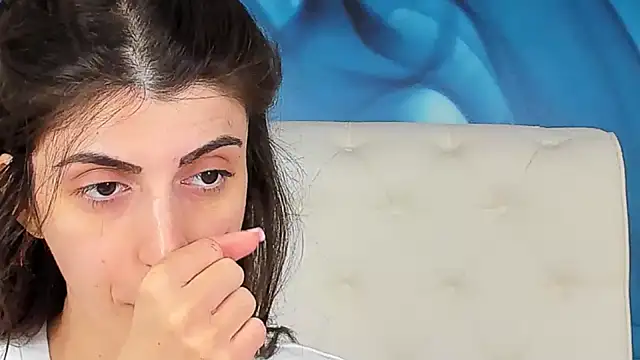 SkinnyDolly online show from 05-29-26, 02:42