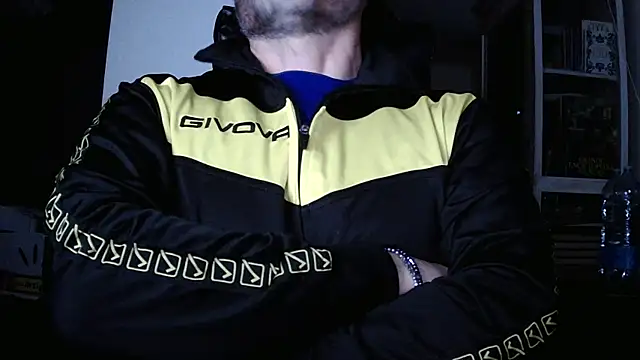 Snapshot of Nash_76_ chatting on 12-23-25, 10:13 Nash 76 online show from 12-23-25, 10:13