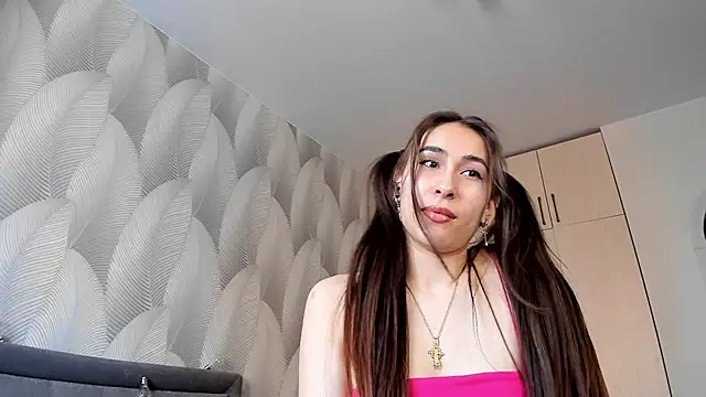 Bambiii bby online show from 02-17-25, 09:46