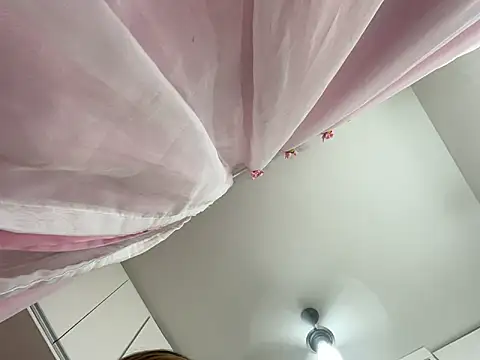 lariic online show from 03-21-25, 12:29