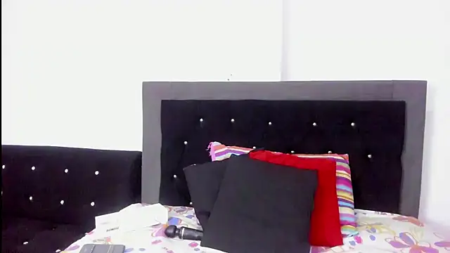 skaysanchez1 online show from 02-14-25, 03:47