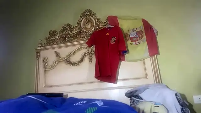 emylolo9 online show from 12-02-24, 09:06