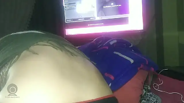 emylolo9 online show from 12-03-24, 10:51