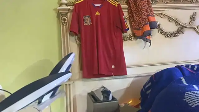 emylolo9 online show from 01-07-25, 08:03