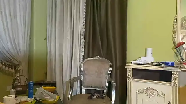 emylolo9 online show from 01-15-25, 02:38