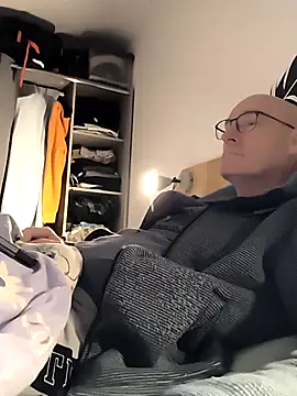 bogland33 online show from 12-14-25, 10:14