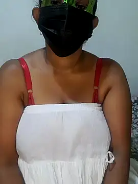 Snapshot of kumaricapalsex2 chatting on 01-20-25, 02:43 kumaricapalsex2 online show from 01-20-25, 02:43