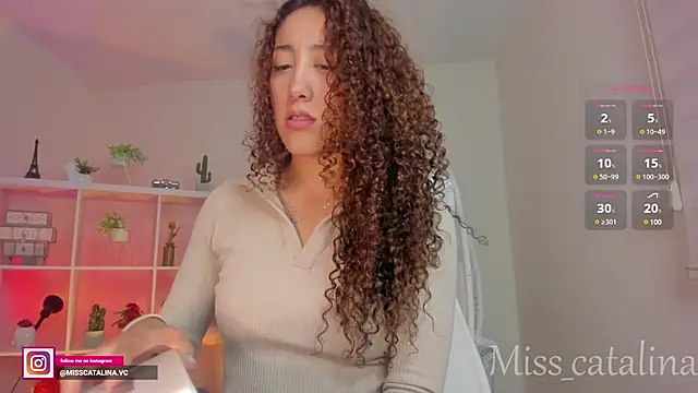miss catalinaa online show from 01-20-25, 11:35