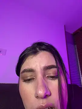 ARITOO  online show from 09-25-25, 04:05