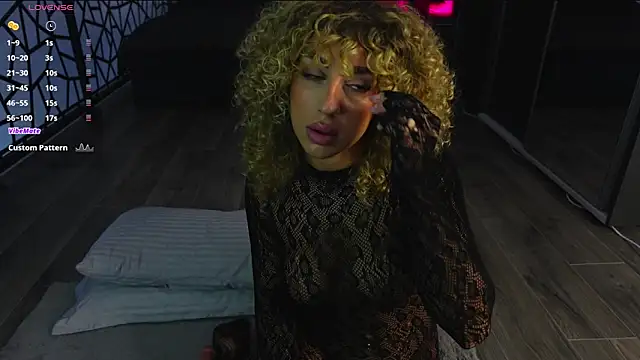 CurlyAnt0 online show from 04-07-26, 05:08