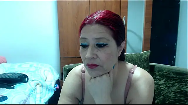 carolina linarez69 online show from 03-04-25, 05:56