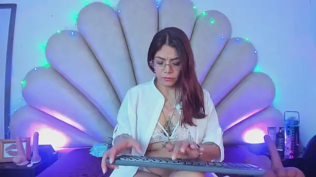 Anna  Spencer online show from 02-17-25, 12:27