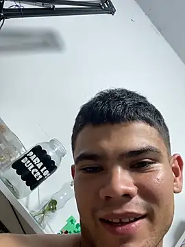 Snapshot of JacodBoy chatting on 01-04-25, 03:18 JacodBoy online show from 01-04-25, 03:18