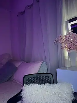 Snapshot of tuckersabrina chatting on 11-20-25, 12:27 tuckersabrina online show from 11-20-25, 12:27