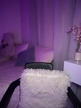 Snapshot of tuckersabrina chatting on 12-05-25, 01:42 tuckersabrina online show from 12-05-25, 01:42