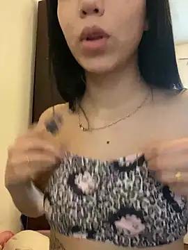 kittyprettybby online show from 08-05-26, 05:16