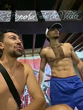 Snapshot of dantedesirexx chatting on 01-31-25, 01:22 dantedesirexx online show from 01-31-25, 01:22