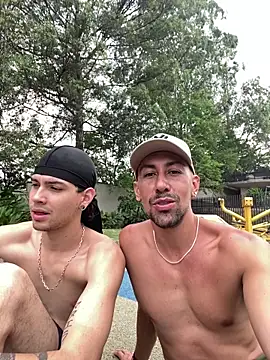 Snapshot of dantedesirexx chatting on 03-15-25, 06:21 dantedesirexx online show from 03-15-25, 06:21