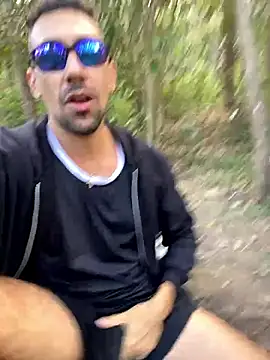 Snapshot of dantedesirexx chatting on 09-10-25, 09:26 dantedesirexx online show from 09-10-25, 09:26