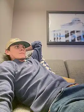 devinshd online show from 12-23-24, 01:29