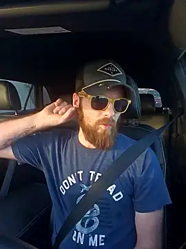 Snapshot of SirYummy18 chatting on 01-14-25, 11:05 SirYummy18 online show from 01-14-25, 11:05