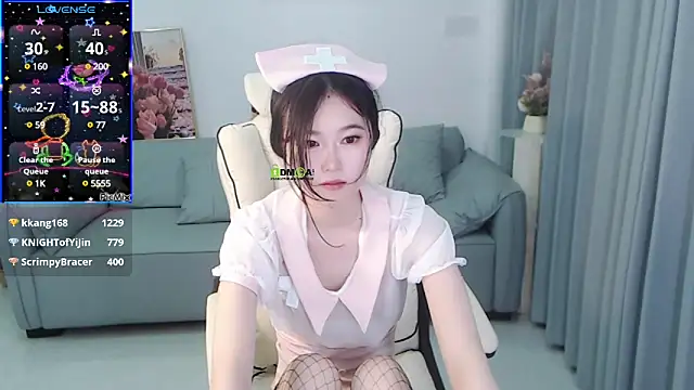 YiJin-a online show from 12-30-24, 11:15