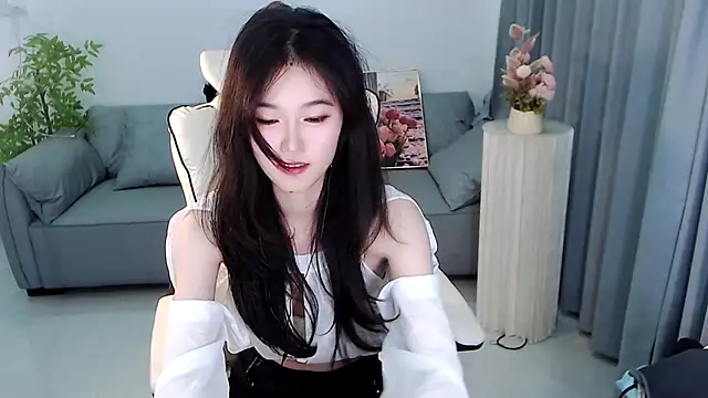 YiJin-a online show from 01-25-25, 02:25