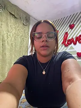 Evabigass online show from 01-10-26, 10:14