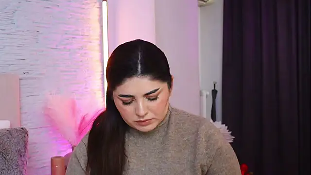 Snapshot of RachelSwaan chatting on 02-19-26, 07:37 RachelSwaan online show from 02-19-26, 07:37