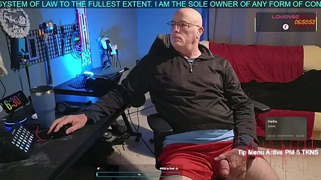 Snapshot of Pilot_Dave_69 chatting on 11-26-25, 05:30 Pilot Dave 69 online show from 11-26-25, 05:30