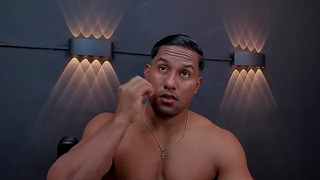 Snapshot of CallumMuscle chatting on 01-09-25, 10:52 CallumMuscle online show from 01-09-25, 10:52