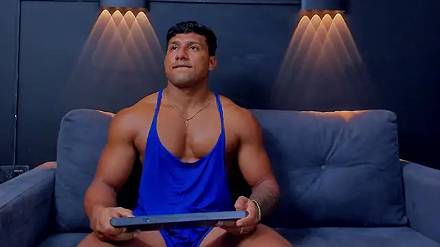 Snapshot of CallumMuscle chatting on 02-06-25, 03:37 CallumMuscle online show from 02-06-25, 03:37