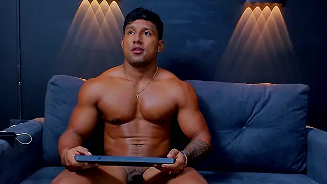 Snapshot of CallumMuscle chatting on 02-24-25, 06:27 CallumMuscle online show from 02-24-25, 06:27
