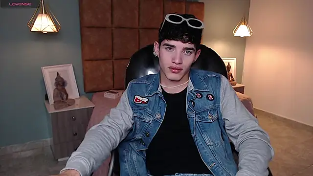 AlejooTwink online show from 01-25-25, 08:42