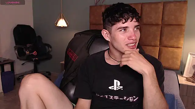 AlejooTwink online show from 02-05-25, 06:37