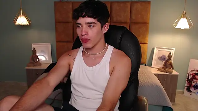 AlejooTwink online show from 02-28-25, 09:44