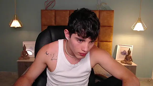 AlejooTwink online show from 03-01-25, 12:50