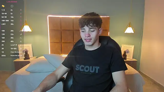 AlejooTwink online show from 10-17-25, 12:47