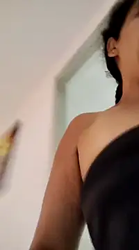 Snapshot of siri_duque chatting on 02-02-25, 04:00 siri duque online show from 02-02-25, 04:00
