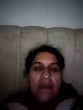 Snapshot of siri_duque chatting on 02-04-25, 01:56 siri duque online show from 02-04-25, 01:56