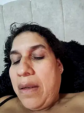 Snapshot of siri_duque chatting on 02-13-25, 09:17 siri duque online show from 02-13-25, 09:17