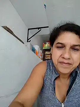 Snapshot of siri_duque chatting on 02-22-25, 05:46 siri duque online show from 02-22-25, 05:46