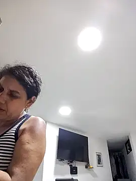 Snapshot of siri_duque chatting on 02-26-25, 01:32 siri duque online show from 02-26-25, 01:32